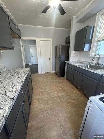 329 Columbia Avenue 1st flr, Jersey City, NJ 07307