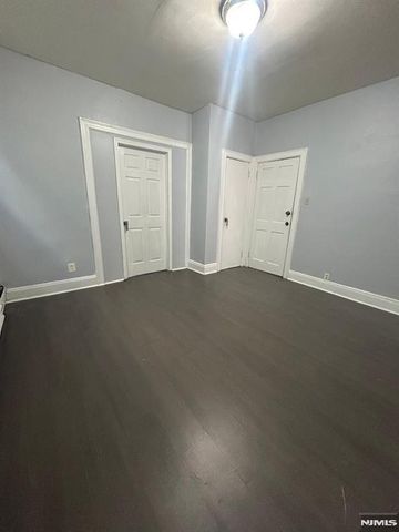 329 Columbia Avenue 1st flr, Jersey City, NJ 07307