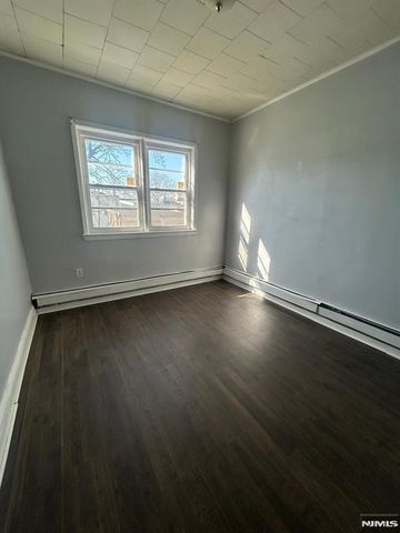 329 Columbia Avenue 1st flr, Jersey City, NJ 07307