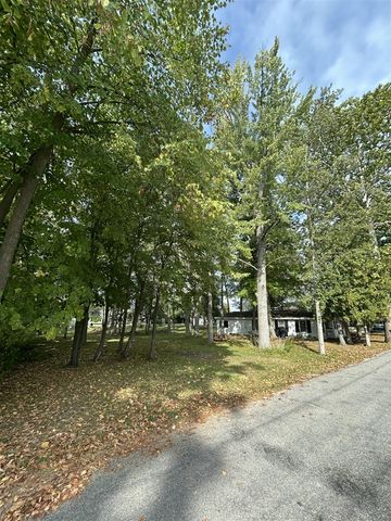 12940 Cleland Avenue, Wayland, MI 49348