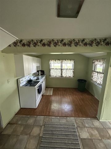 12940 Cleland Avenue, Wayland, MI 49348