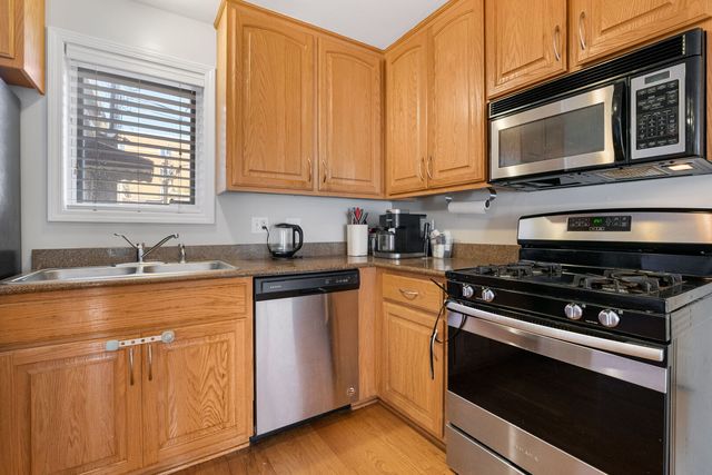 2845 N Harlem Avenue 1E, Chicago, IL 60707