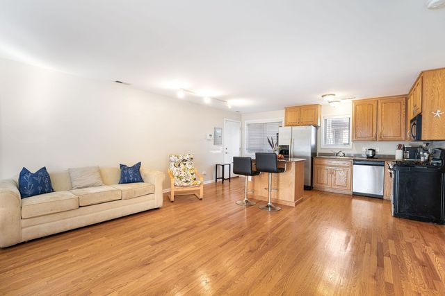 2845 N Harlem Avenue 1E, Chicago, IL 60707