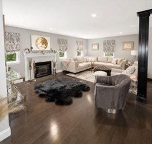 4 Waldingfield Lane, Peabody, MA 01960