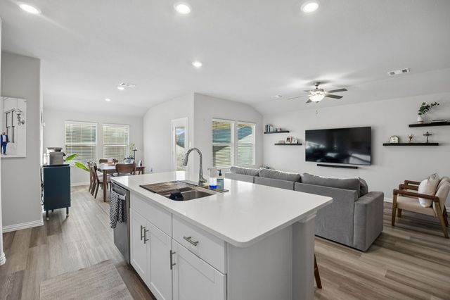 2255 Cliff Springs Drive, Forney, TX 75126