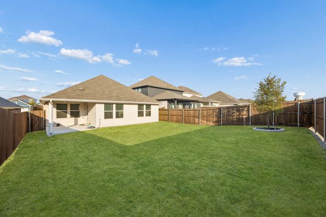 2255 Cliff Springs Drive, Forney, TX 75126