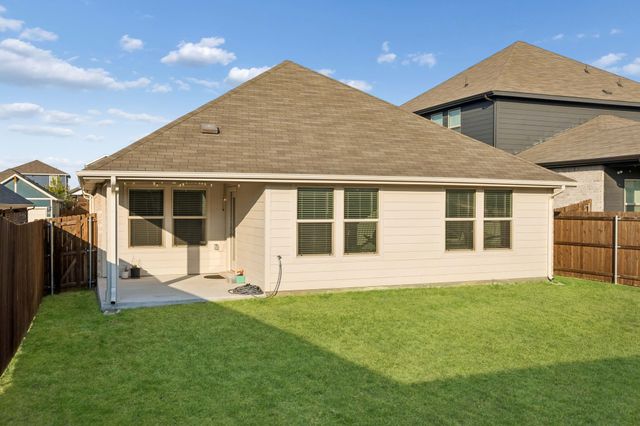 2255 Cliff Springs Drive, Forney, TX 75126