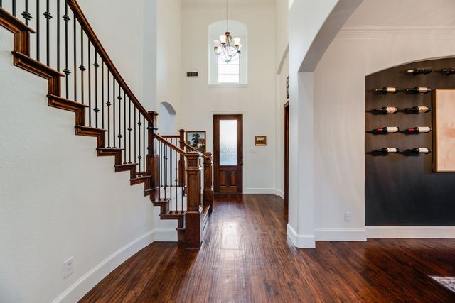 8700 Scarlet Trail, Lantana, TX 76226