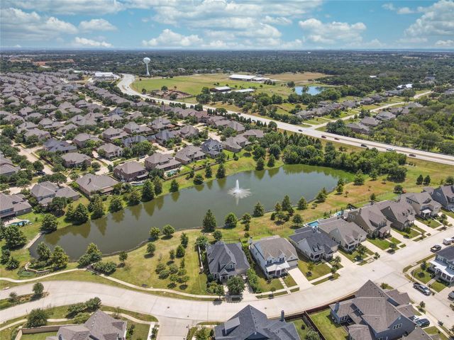 8700 Scarlet Trail, Lantana, TX 76226