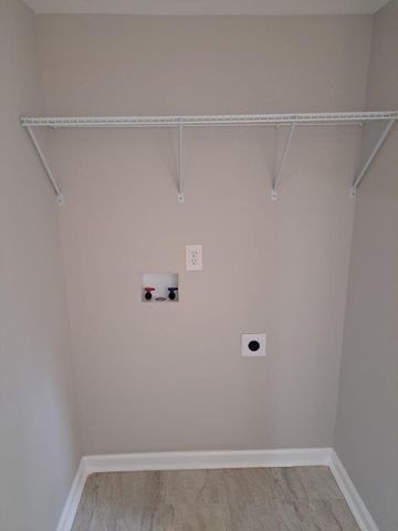 2416 Woodhill Lane, Atlanta, GA 30344