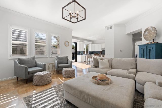 2887 Corte Morera, Carlsbad, CA 92009