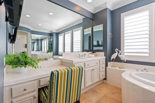 2887 Corte Morera, Carlsbad, CA 92009