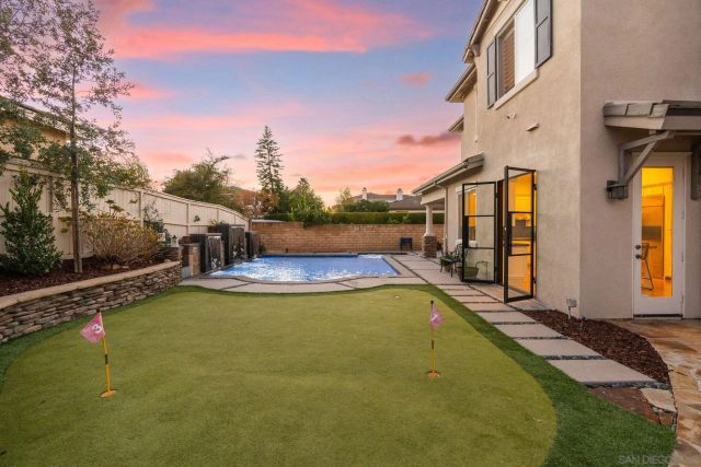 2887 Corte Morera, Carlsbad, CA 92009