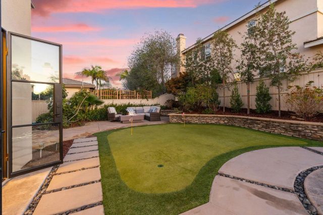 2887 Corte Morera, Carlsbad, CA 92009