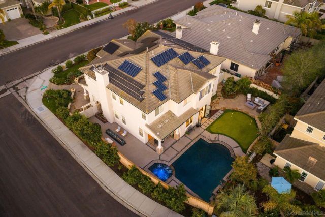 2887 Corte Morera, Carlsbad, CA 92009