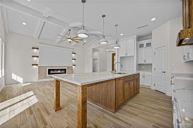 800 La Laguna Road, Mission, TX 78572