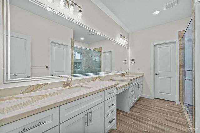 800 La Laguna Road, Mission, TX 78572