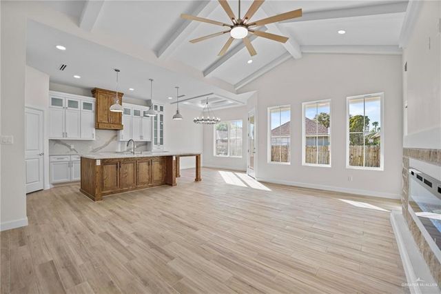 800 La Laguna Road, Mission, TX 78572