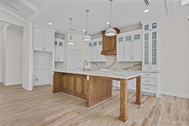 800 La Laguna Road, Mission, TX 78572