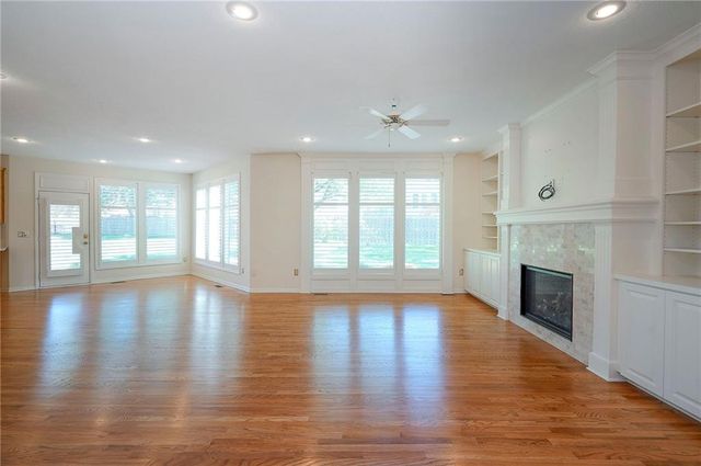 15223 Woodson Lane, Overland Park, KS 66223