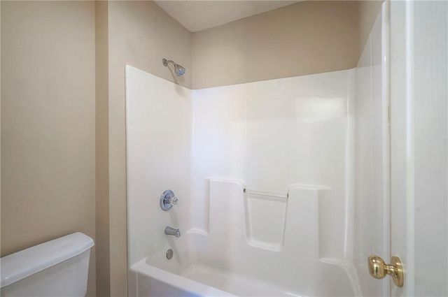 15223 Woodson Lane, Overland Park, KS 66223