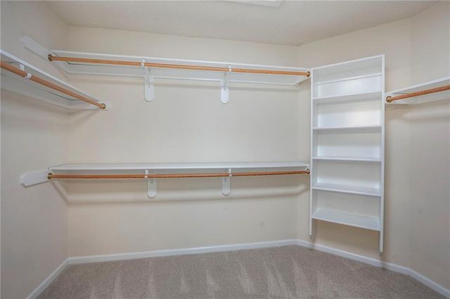 15223 Woodson Lane, Overland Park, KS 66223