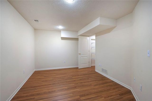 15223 Woodson Lane, Overland Park, KS 66223