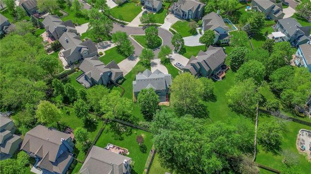 15223 Woodson Lane, Overland Park, KS 66223