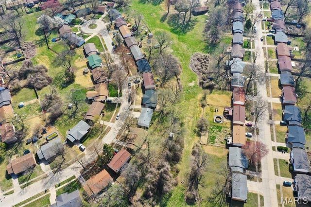 2382 Battlefield Drive, Florissant, MO 63031