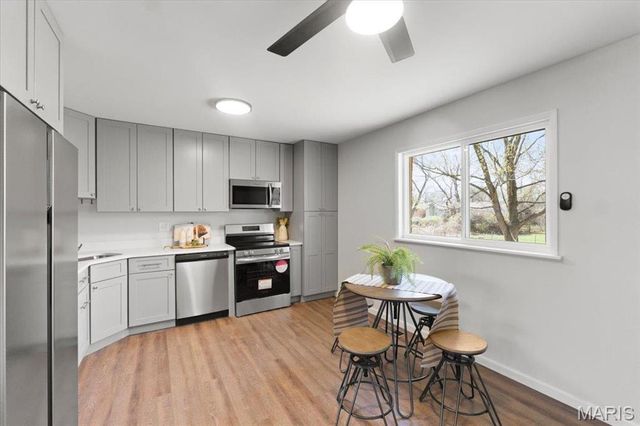 2382 Battlefield Drive, Florissant, MO 63031