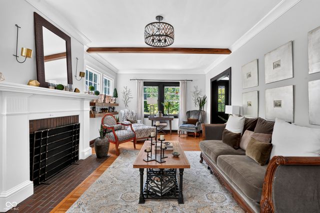4421 Central Avenue, Indianapolis, IN 46205