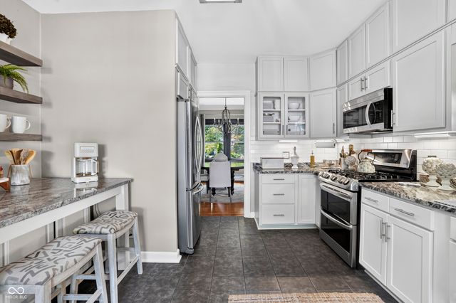 4421 Central Avenue, Indianapolis, IN 46205