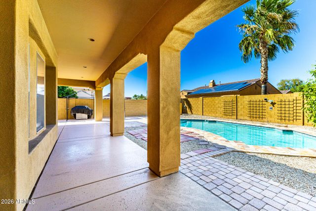 15800 W ALVARADO Drive, Goodyear, AZ 85395