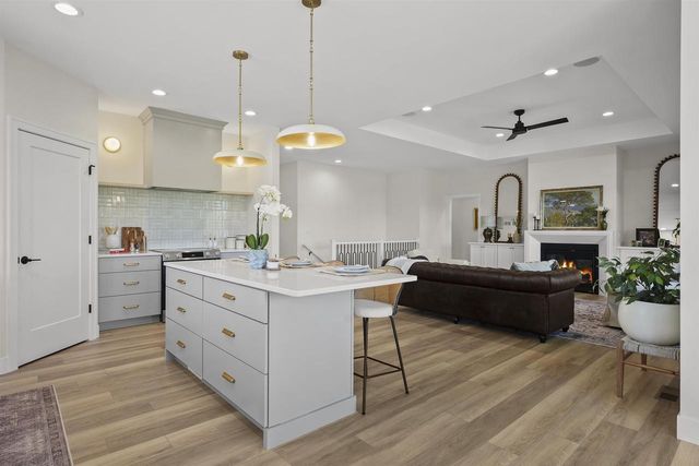 6854 Karolina Way, Sun Prairie, WI 53590