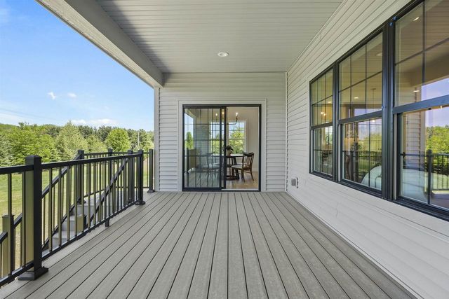 6854 Karolina Way, Sun Prairie, WI 53590