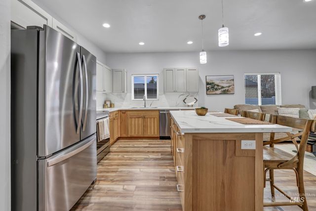 811 4th Avenue West, Twin Falls, ID 83301