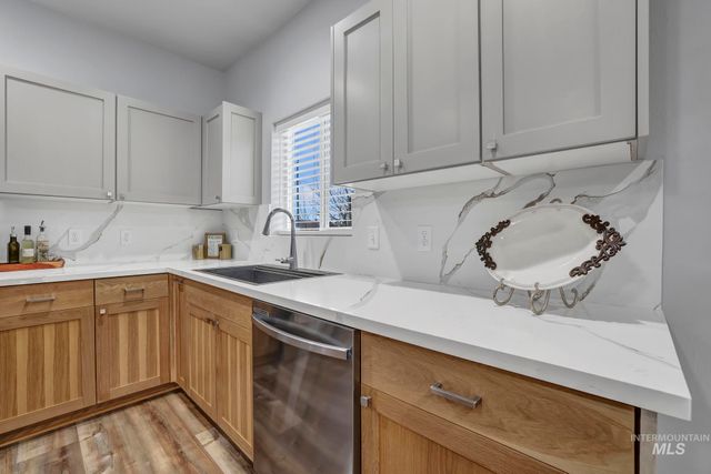 811 4th Avenue West, Twin Falls, ID 83301