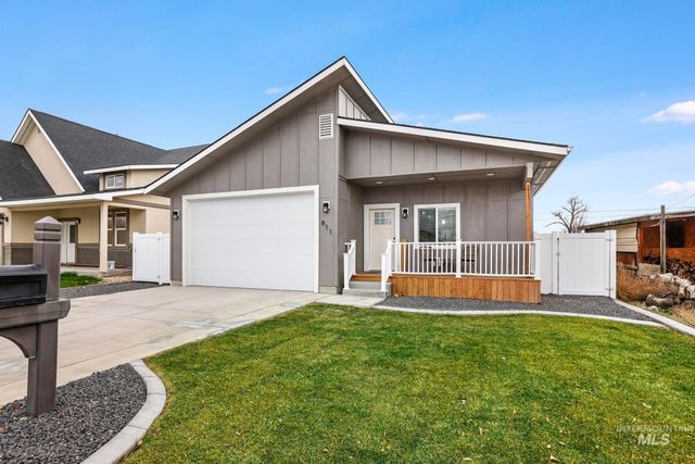 811 4th Avenue West, Twin Falls, ID 83301