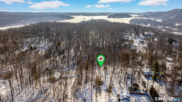 78 Candle Hill Road, New Fairfield, CT 06812