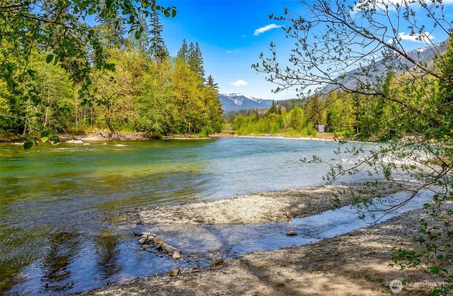 18242 643rd Avenue NE, Baring, WA 98224