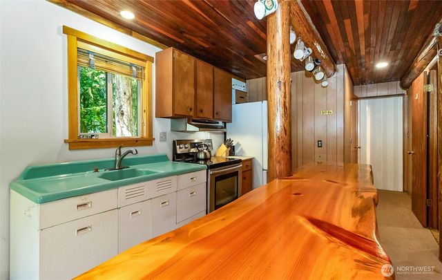 18242 643rd Avenue NE, Baring, WA 98224