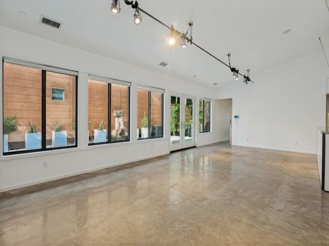 43 Vanguard Way, Dallas, TX 75243