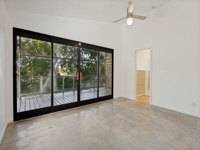 43 Vanguard Way, Dallas, TX 75243