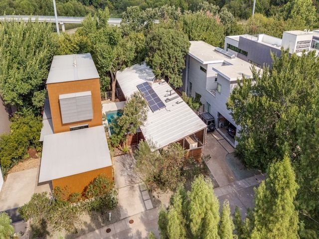 43 Vanguard Way, Dallas, TX 75243
