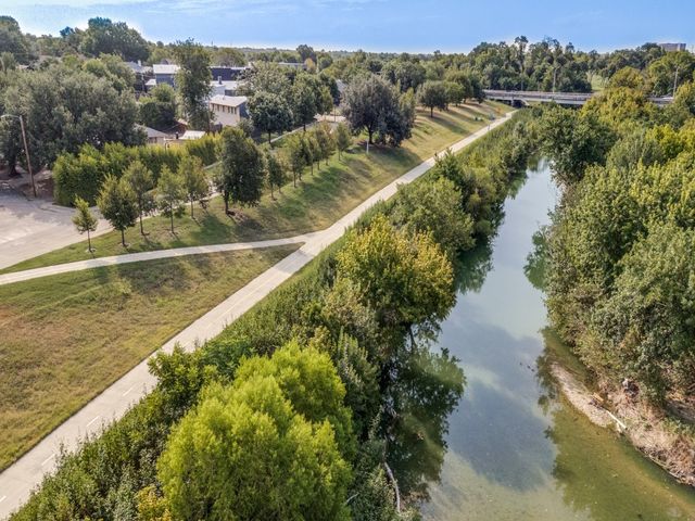 43 Vanguard Way, Dallas, TX 75243