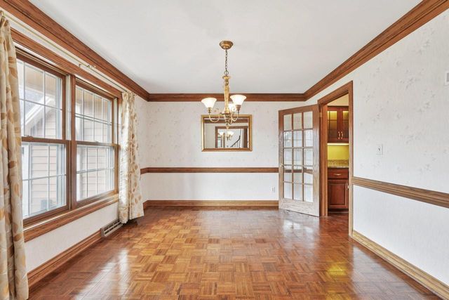 15340 Turnberry DRIVE, Brookfield, WI 53005