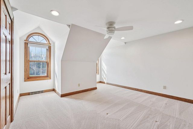 15340 Turnberry DRIVE, Brookfield, WI 53005