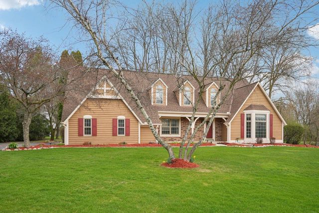 15340 Turnberry DRIVE, Brookfield, WI 53005