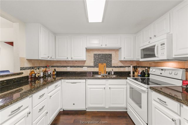 1508 Wolf Run, College Station, TX 77840