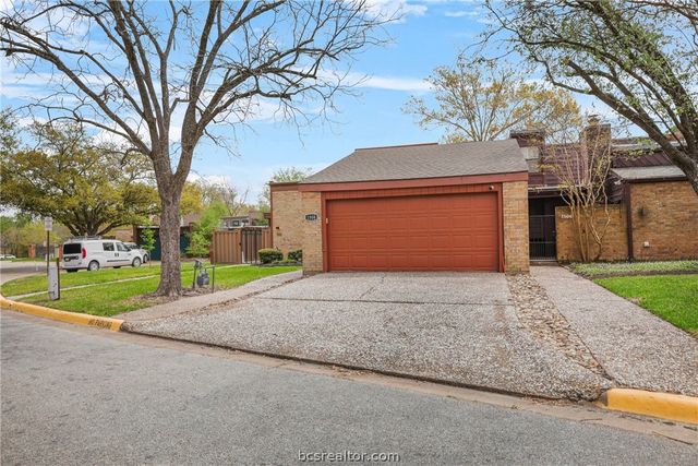 1508 Wolf Run, College Station, TX 77840
